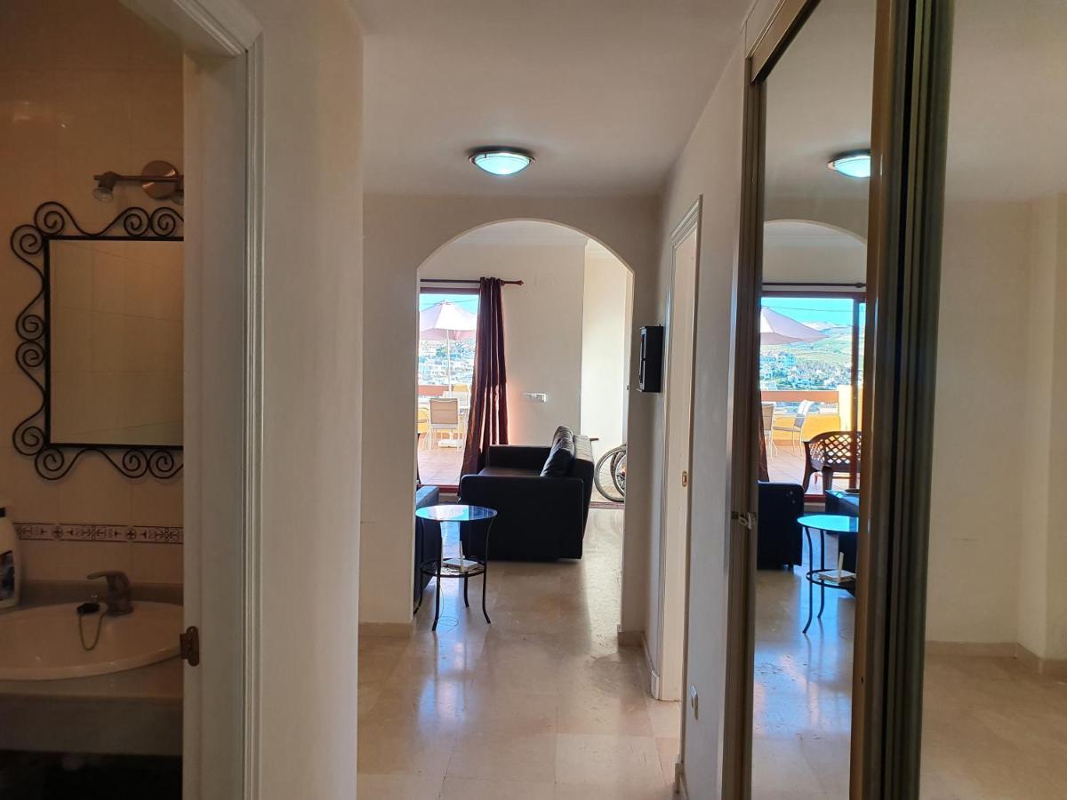 Seaview A Spectacular 3 Bed 3 Bathroom Penthouse Manilva Esterno foto