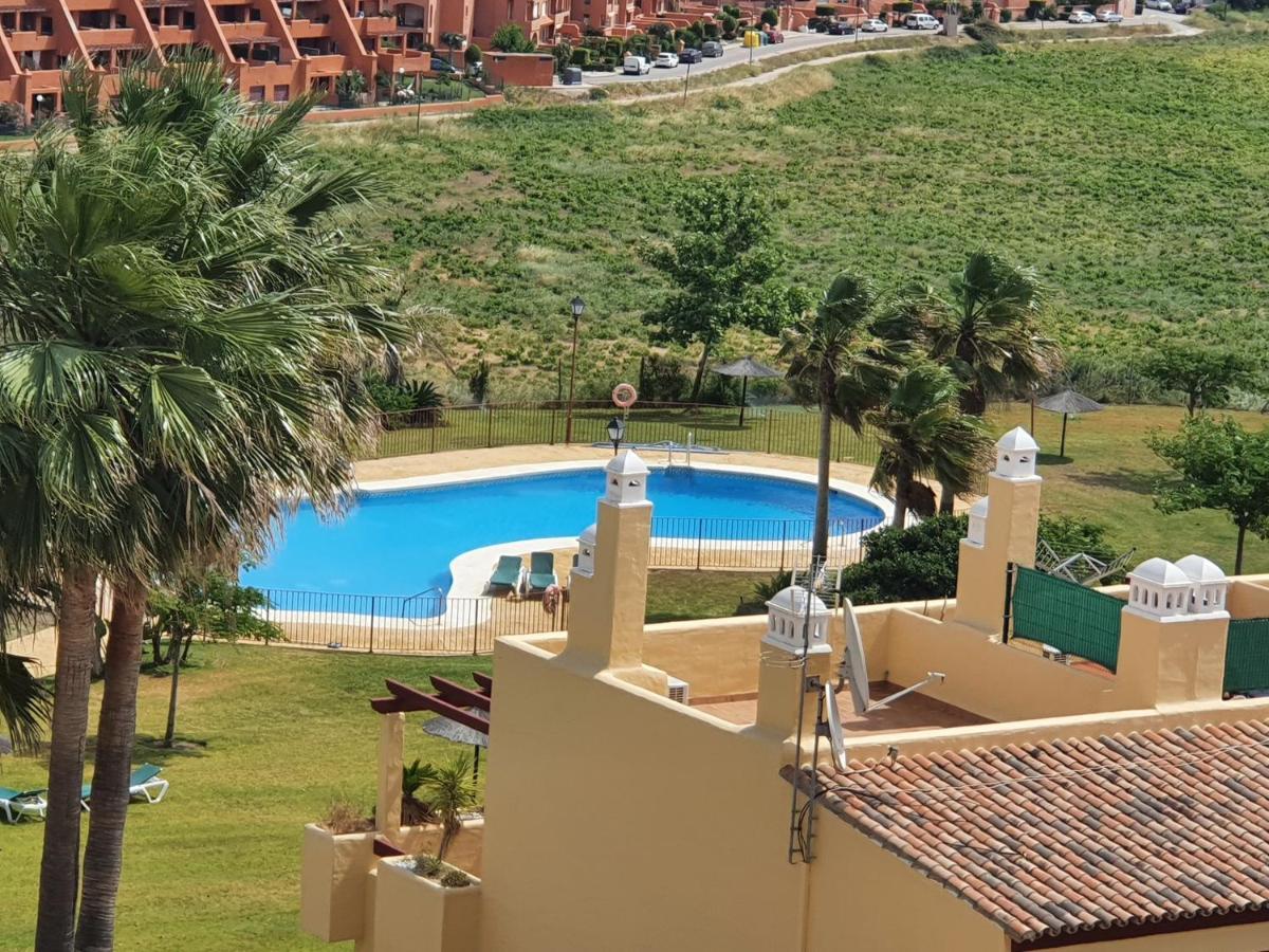 Seaview A Spectacular 3 Bed 3 Bathroom Penthouse Manilva Esterno foto