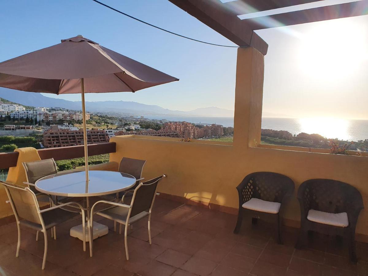 Seaview A Spectacular 3 Bed 3 Bathroom Penthouse Manilva Esterno foto