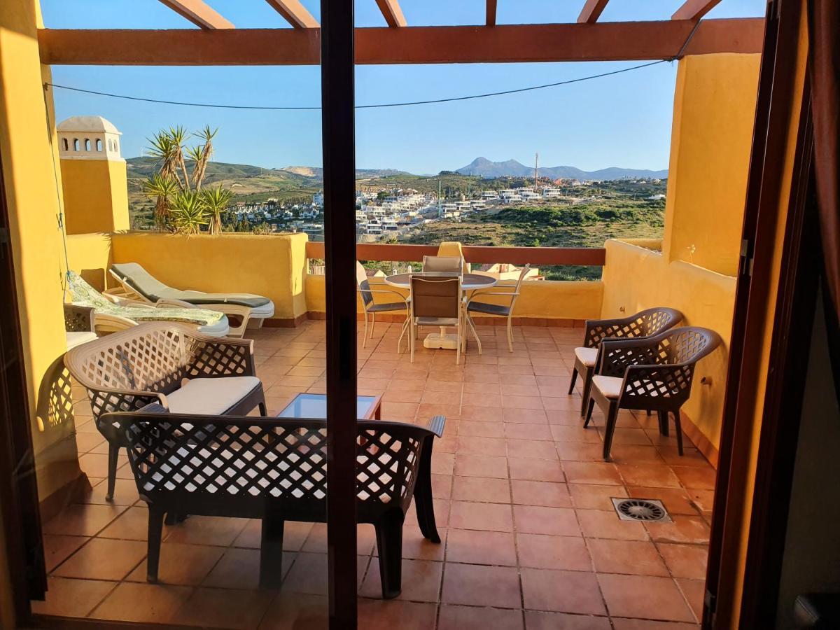 Seaview A Spectacular 3 Bed 3 Bathroom Penthouse Manilva Esterno foto