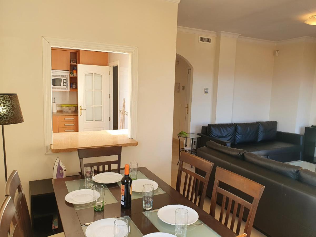 Seaview A Spectacular 3 Bed 3 Bathroom Penthouse Manilva Esterno foto
